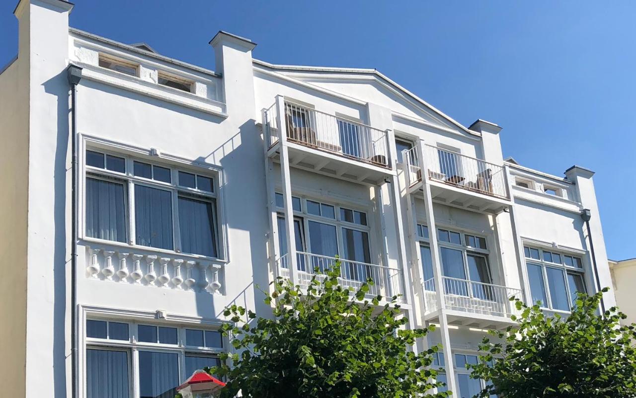 Hotel Villa Schwanebeck Binz Esterno foto
